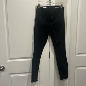 Gap resolution true skinny black jeans